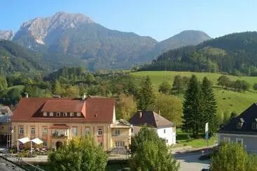 ユースホステル Gästehaus Zur Post   Heritage Inn