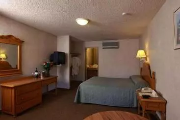 Hotel La Villa De Zaragoza