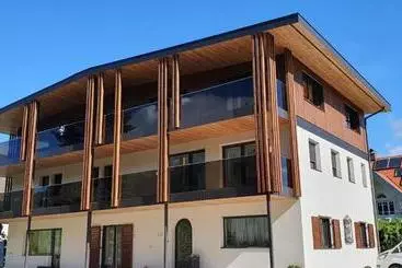 ペンション B&b Haus Grüner