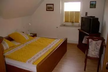 Majatalo Gästehaus Kloep Gmbh