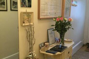 ベッドアンドブレックファースト Cliftonville House