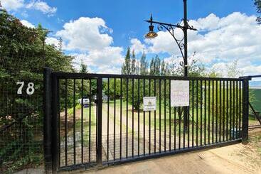 Pension Collett House And Lavender Cottage