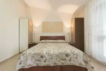 ペンション Incontro Montoro Guest House & Restaurant