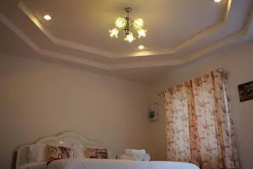 Bed and Breakfast Baan Sai Nam