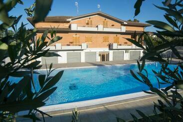 مبيت وإفطار Villa Emilia