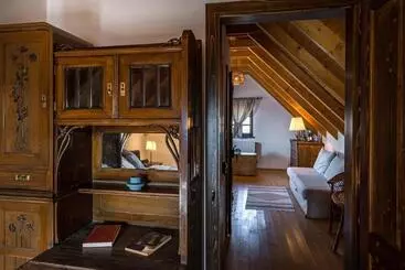 Bed and Breakfast Tagyon Birtok Royal Apartmanház
