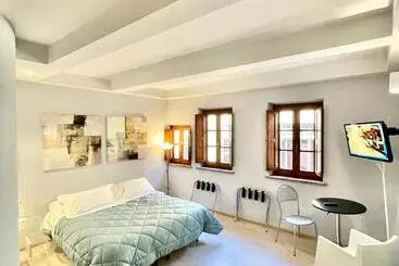 پانسیون Guesthouse Via Di Gracciano   Adults Only