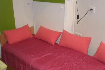 ベッドアンドブレックファースト Mas De La Boheme L Hermet