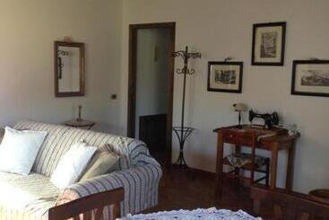 Hotel Borgo Del Molinello