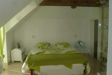 Aamiaismajoitus (B&B) La Grouas
