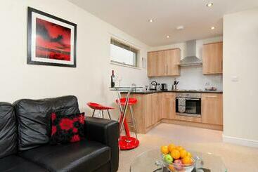 호텔 Cotham Lawn Apartments