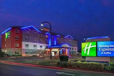 Holiday Inn Express Hotel And Suites Jenks, An Ihg