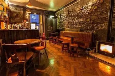 هتل The Whisky Vaults