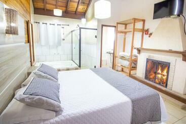 بنسيون Chalés Galinha Da Roça