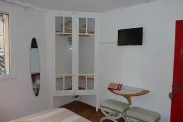Bed and Breakfast Gite Fa Mille Maison Bleu