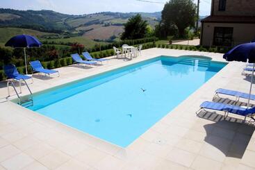 Пансион Agriturismo Fara