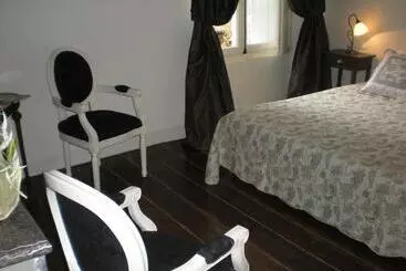 Nocleg ze śniadaniem Manoir Larcouillet