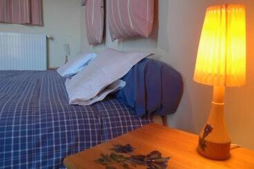 تختخواب و صبحانه Chalet L Angélique