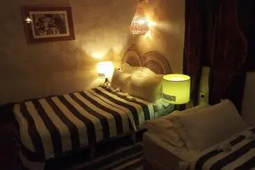 Aamiaismajoitus (B&B) Dar Isselday