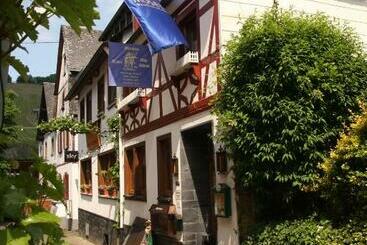 펜션 Kühn S Gästehaus