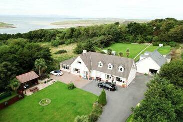 Atlantic Haven Bed & Breakfast