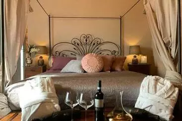 Cordella In Valdorcia Truffle And Olive Oil Resort