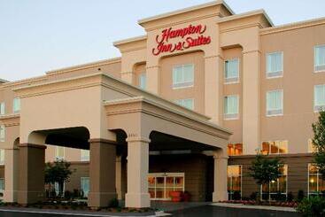 فندق Hampton Inn & Suites Atlanta Airport West/camp Creek Pkwy