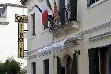 בית מלון כפרי Cris