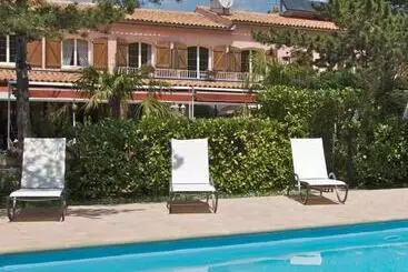Hotel Lou Pèbre D'aï