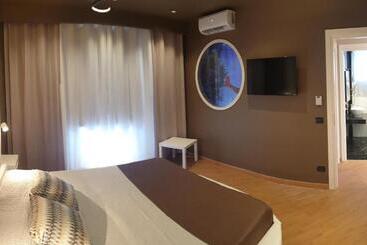 پانسیون Th Luxury Fly