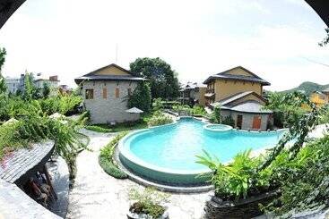 هتل Temple Tree Resort & Spa