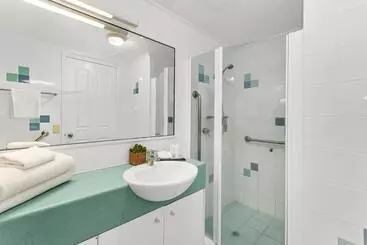 Mariners North Holiday Apartments