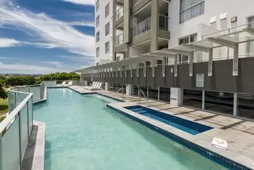 آپارتمان Oaks Ipswich Aspire Suites