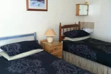 Хостел Aberdeen Guest House