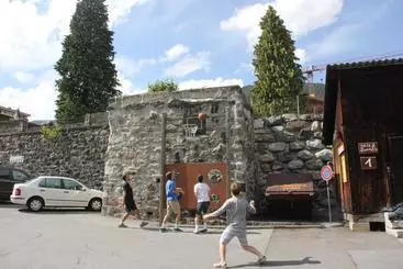 هتل Downtown Lodge Hostel - Unique Simple Central