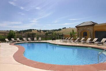 Holiday Inn Express Hotel & Suites El Dorado Hills, An Ihg