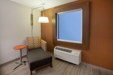 Holiday Inn Express Hotel & Suites Murray, An Ihg