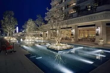 בית מלון כפרי La Suite Kobe Harborland