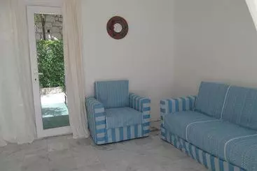 Serena Suites Aparthotel