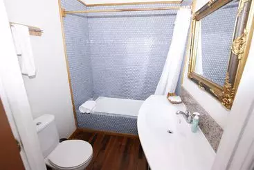 Hotel Black Pearl Suites