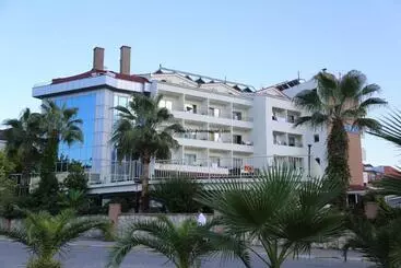 בית מלון כפרי İstanbul Beach