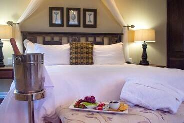 Premier Hotel The Richards