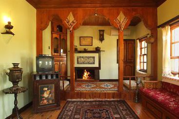 住宿加早餐  Sirince Evleri