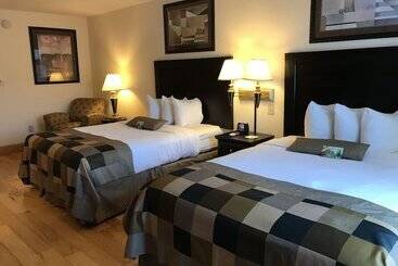 호텔 Wingate By Wyndham Lagrange