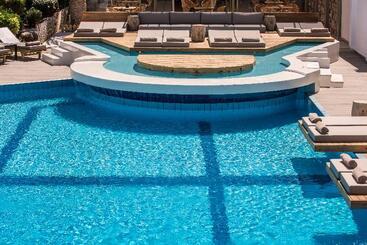 Resort Enorme Maya Beach Hotel Adults Only