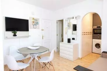 Vakantie-appartementen Holiday Suite Caballero de Rodas 92