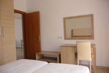 Gennadi Gardens Apartments & Villas