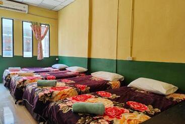 בית מלון כפרי 74 Guest House Haad Rin