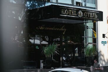 酒店 Alexandrovskiy
