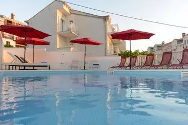 ツーリストアパートメント Villa Bingo